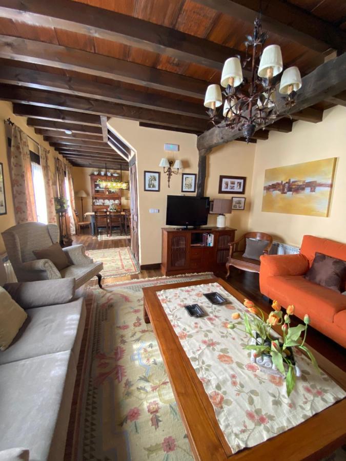 Villa Casa vacacional Dos Reales San Cristobal de Boedo Exterior foto